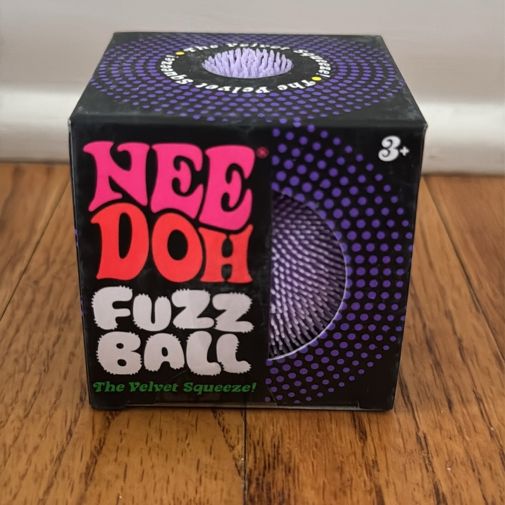 NeeDoh Fuzz Ball The Velvet Squeeze - Purple